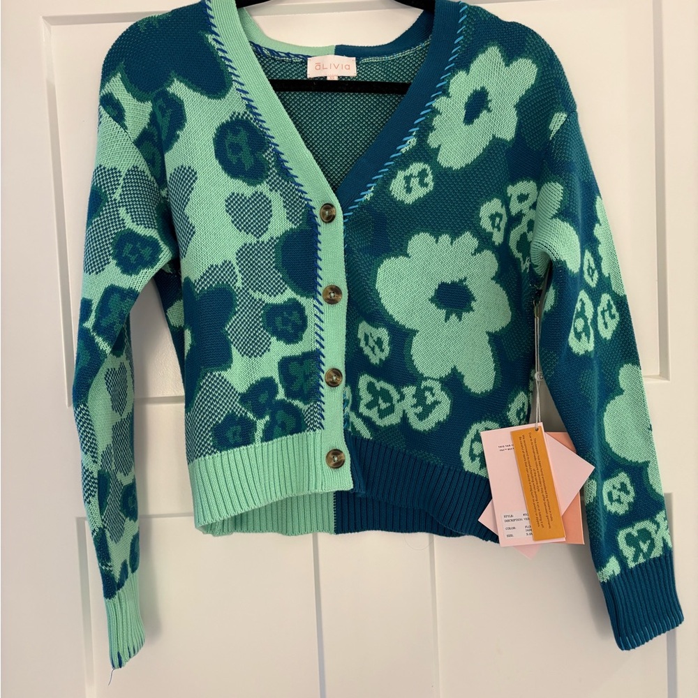Ālivia sweater